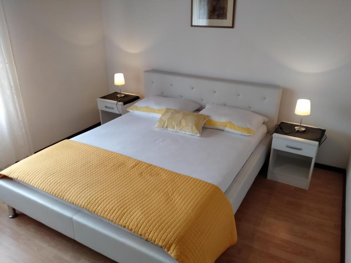 Apartman Avsec Крк Экстерьер фото
