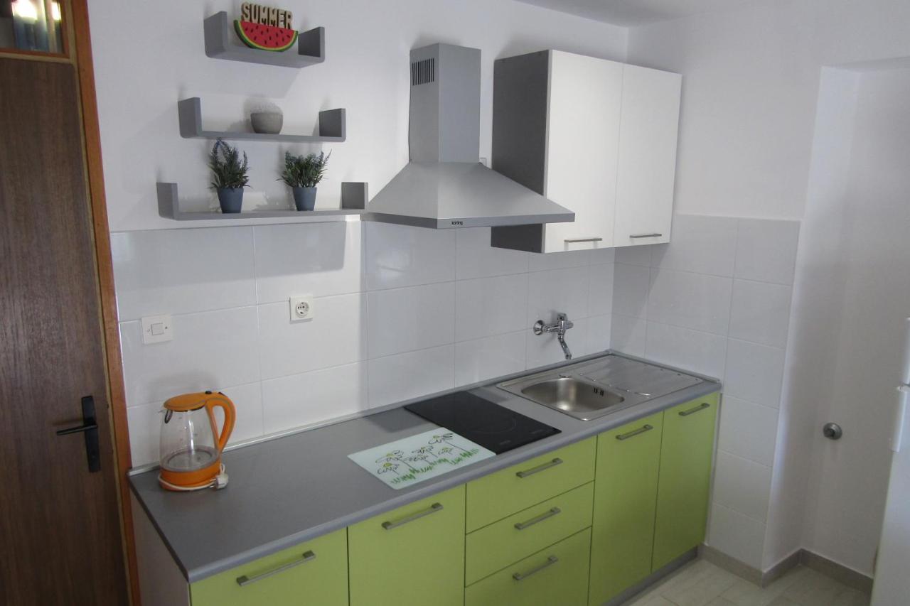 Apartman Avsec Крк Экстерьер фото